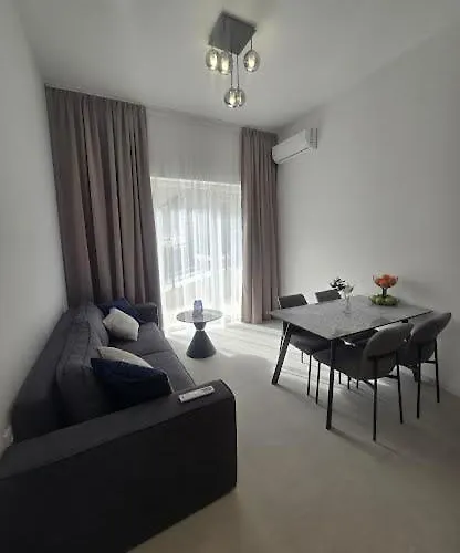 Grand Deluxe Апартаменти