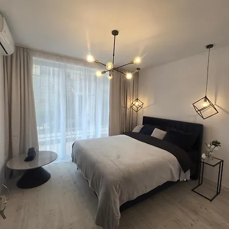 Апартамент Grand Deluxe Свети Влас